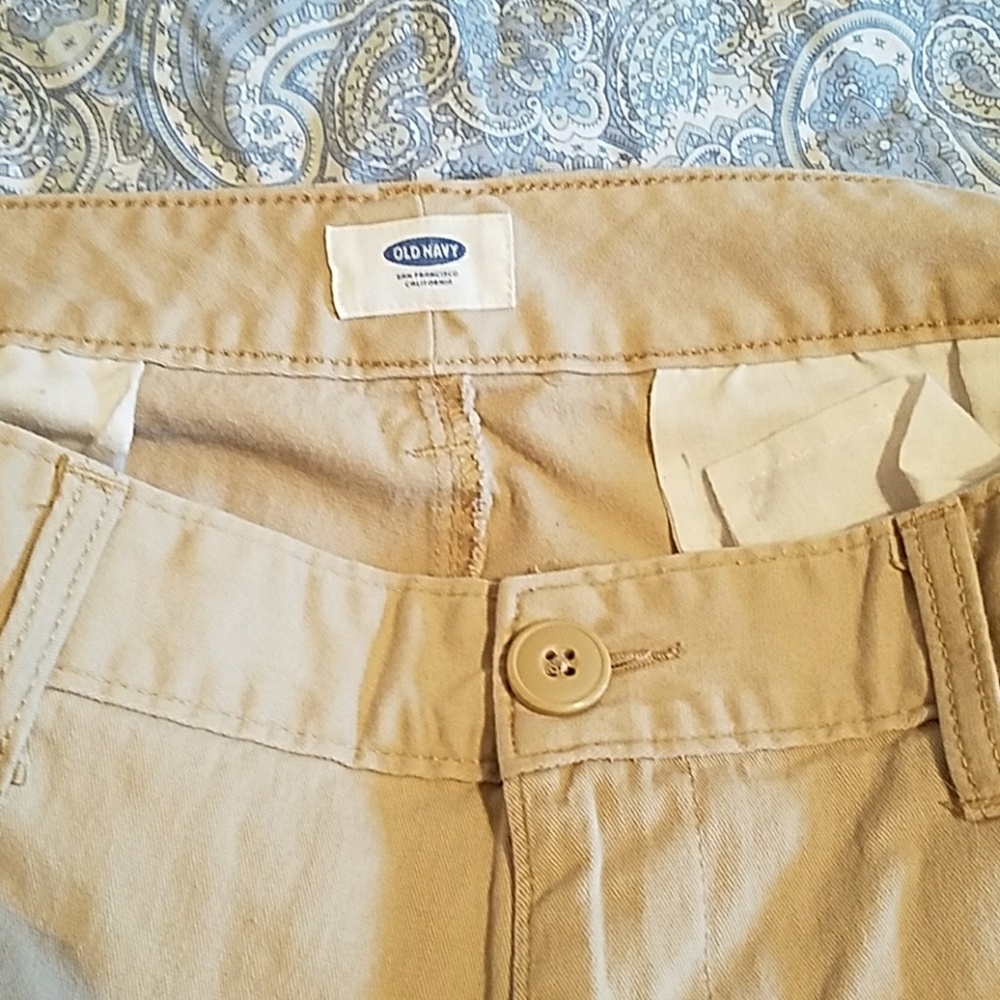 Excellent condition khaki pants